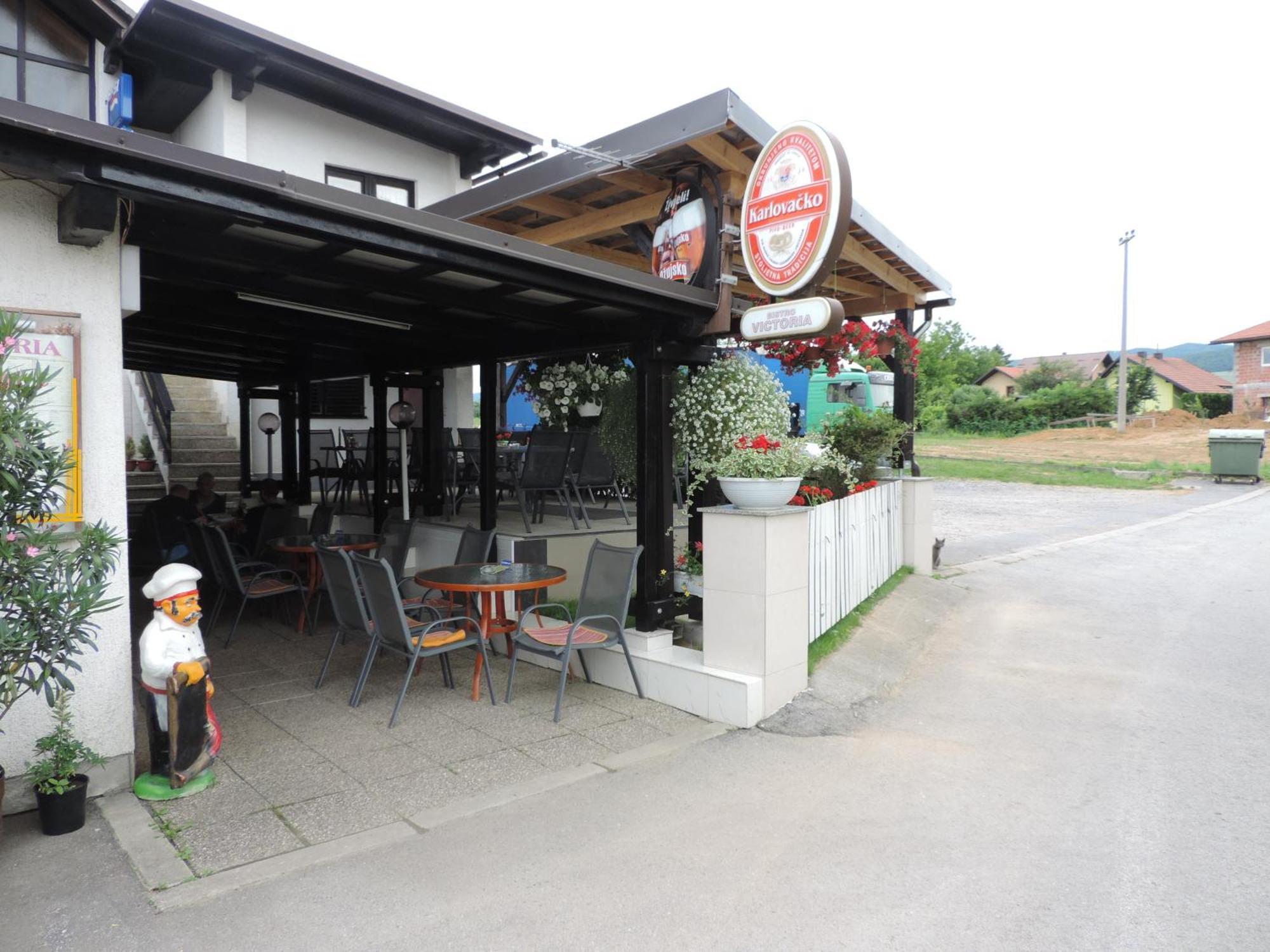 Bed And Breakfast Victoria Ogulin Bagian luar foto