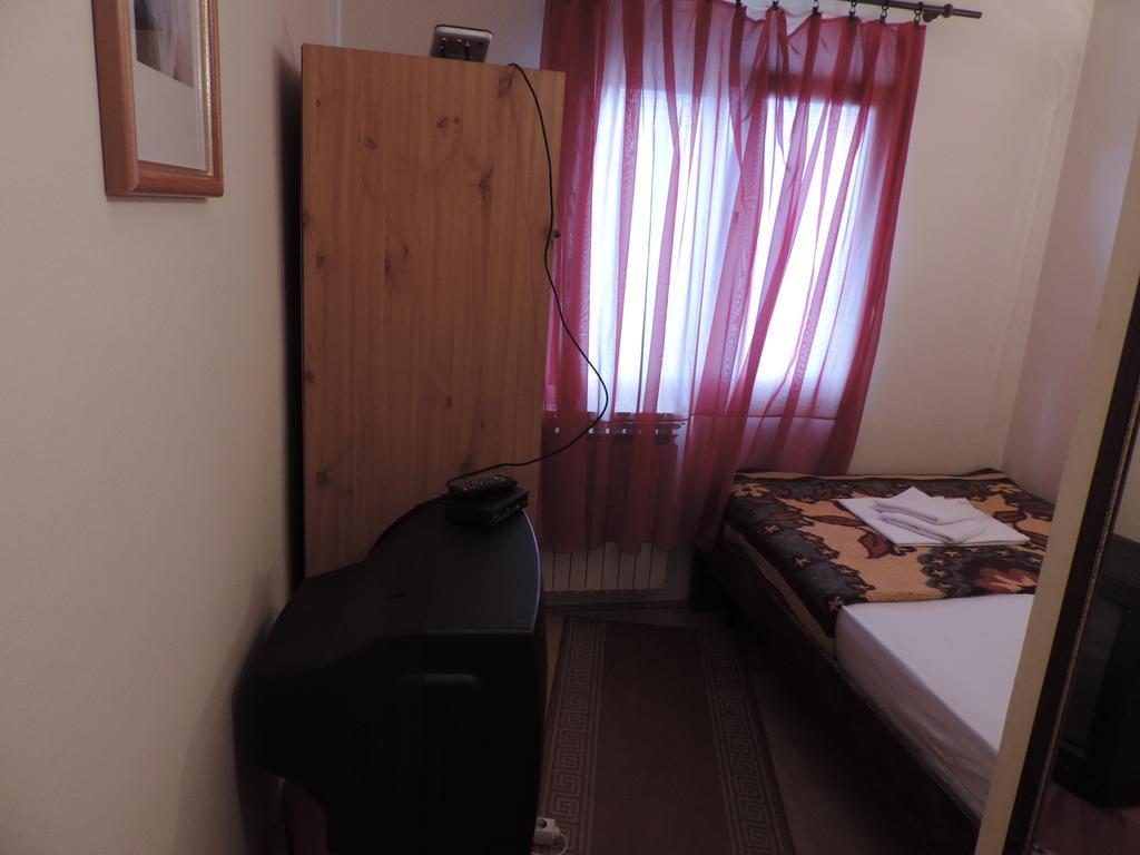 Bed And Breakfast Victoria Ogulin Ruang foto